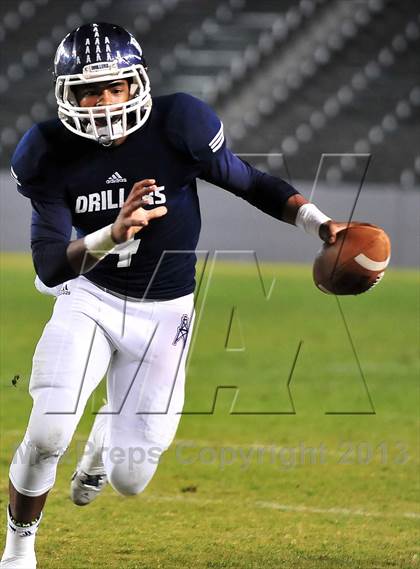 Thumbnail 2 in Del Oro vs. Bakersfield (CIF State D1 Final) photogallery.