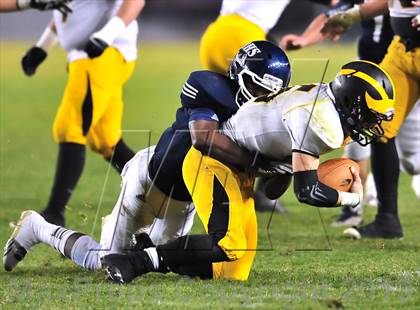 Thumbnail 3 in Del Oro vs. Bakersfield (CIF State D1 Final) photogallery.