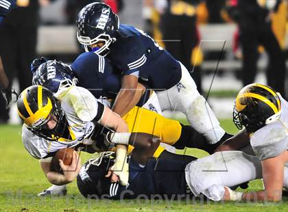 Thumbnail 3 in Del Oro vs. Bakersfield (CIF State D1 Final) photogallery.