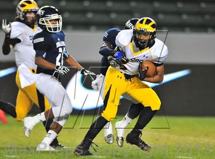 Thumbnail 1 in Del Oro vs. Bakersfield (CIF State D1 Final) photogallery.