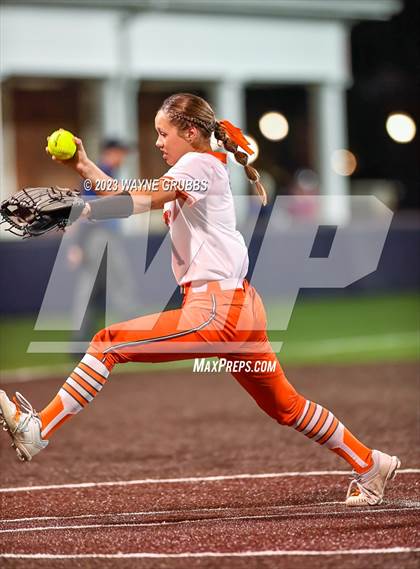Thumbnail 1 in White Oak vs. Elysian Fields (UIL 3A Bi-District) photogallery.