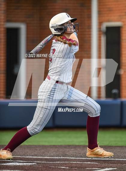 Thumbnail 2 in White Oak vs. Elysian Fields (UIL 3A Bi-District) photogallery.