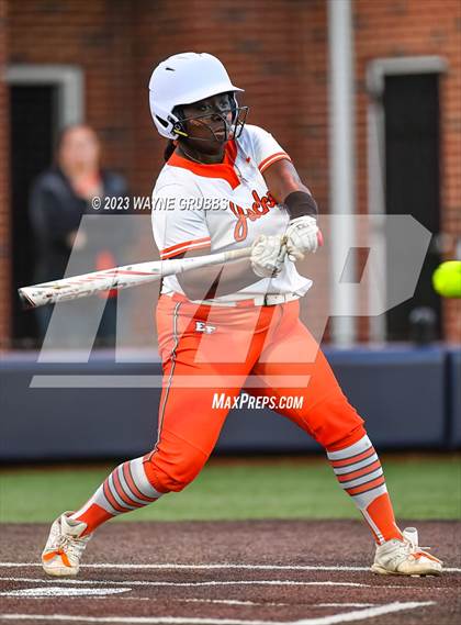 Thumbnail 1 in White Oak vs. Elysian Fields (UIL 3A Bi-District) photogallery.