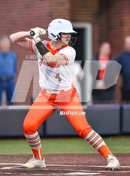 Thumbnail 2 in White Oak vs. Elysian Fields (UIL 3A Bi-District) photogallery.