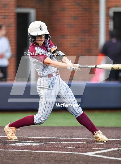 Thumbnail 1 in White Oak vs. Elysian Fields (UIL 3A Bi-District) photogallery.