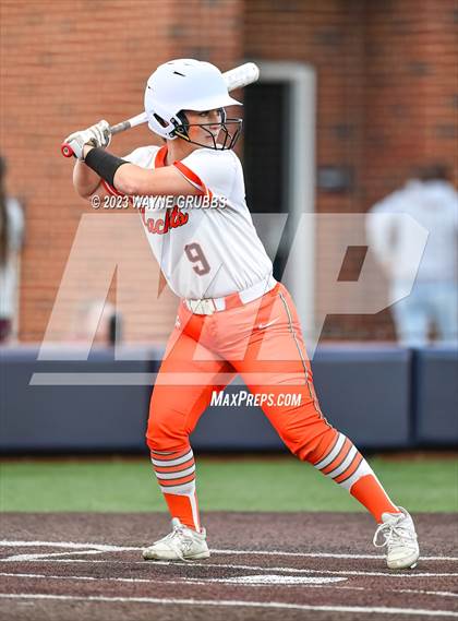 Thumbnail 3 in White Oak vs. Elysian Fields (UIL 3A Bi-District) photogallery.