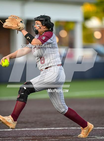 Thumbnail 3 in White Oak vs. Elysian Fields (UIL 3A Bi-District) photogallery.