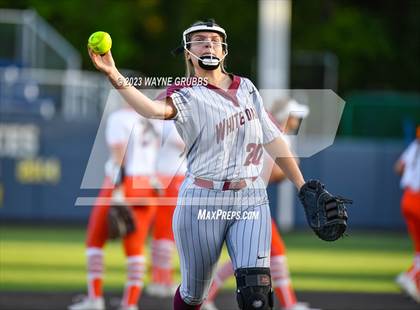 Thumbnail 3 in White Oak vs. Elysian Fields (UIL 3A Bi-District) photogallery.