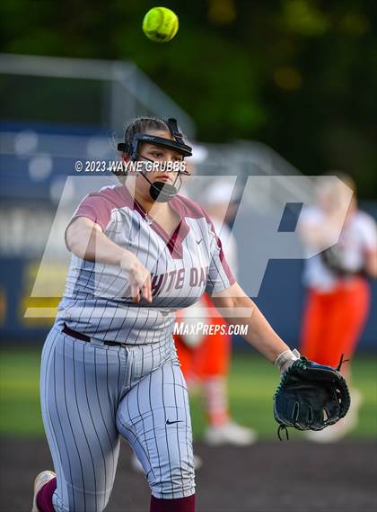 Thumbnail 1 in White Oak vs. Elysian Fields (UIL 3A Bi-District) photogallery.
