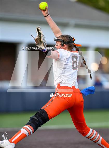 Thumbnail 2 in White Oak vs. Elysian Fields (UIL 3A Bi-District) photogallery.