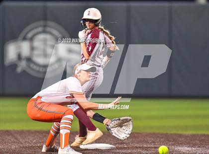 Thumbnail 3 in White Oak vs. Elysian Fields (UIL 3A Bi-District) photogallery.