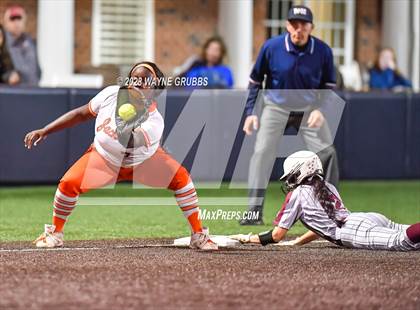 Thumbnail 3 in White Oak vs. Elysian Fields (UIL 3A Bi-District) photogallery.