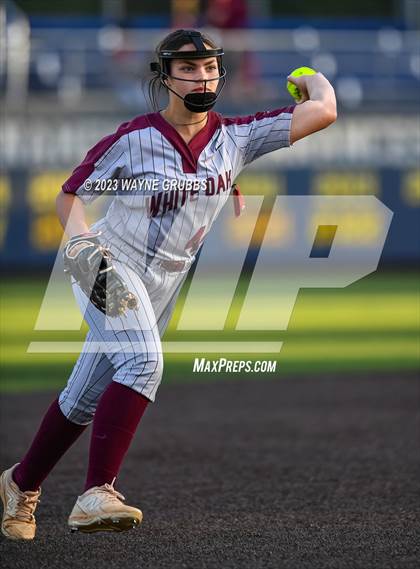 Thumbnail 3 in White Oak vs. Elysian Fields (UIL 3A Bi-District) photogallery.