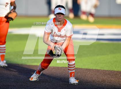 Thumbnail 1 in White Oak vs. Elysian Fields (UIL 3A Bi-District) photogallery.