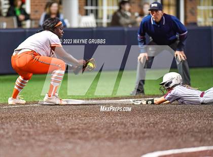 Thumbnail 3 in White Oak vs. Elysian Fields (UIL 3A Bi-District) photogallery.