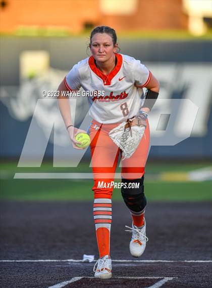 Thumbnail 3 in White Oak vs. Elysian Fields (UIL 3A Bi-District) photogallery.