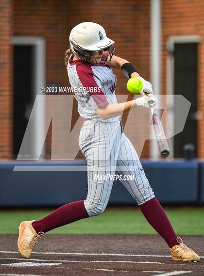 Thumbnail 1 in White Oak vs. Elysian Fields (UIL 3A Bi-District) photogallery.
