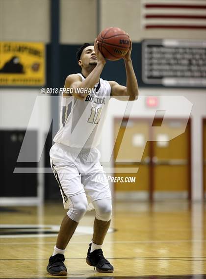 Thumbnail 3 in Westfield vs. Centreville photogallery.