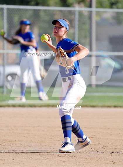 Thumbnail 2 in Poudre @ Fossil Ridge photogallery.