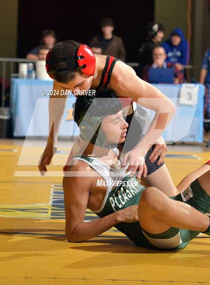 Thumbnail 2 in NYSPHSAA Section 1 Division Two Championship Finals photogallery.