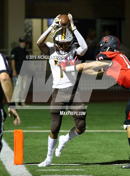 Thumbnail 1 in Crespi vs. Harvard-Westlake photogallery.