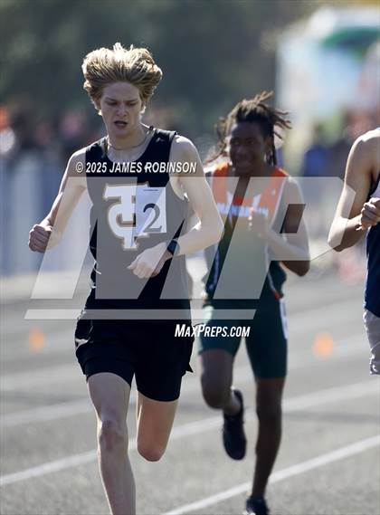 Thumbnail 2 in Mandarin Preseason Classic (600 Meter) photogallery.