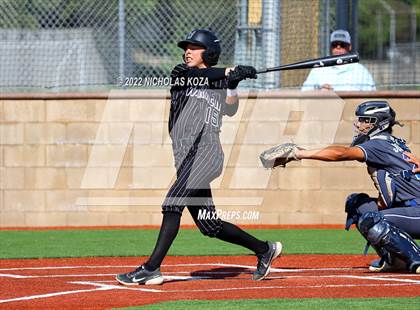 Thumbnail 3 in Warren vs. Gahr photogallery.