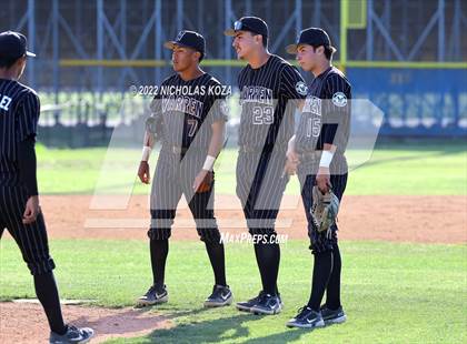 Thumbnail 2 in Warren vs. Gahr photogallery.