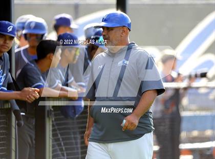 Thumbnail 3 in Warren vs. Gahr photogallery.
