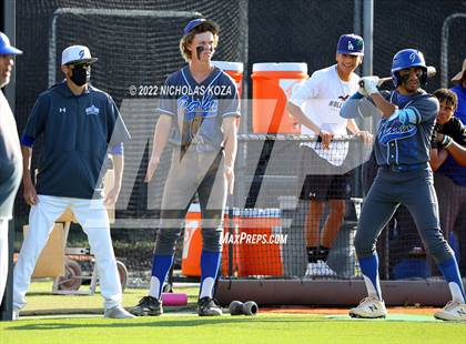Thumbnail 1 in Warren vs. Gahr photogallery.