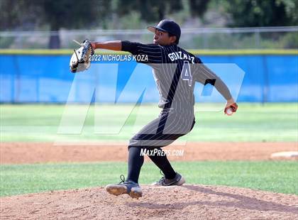 Thumbnail 1 in Warren vs. Gahr photogallery.