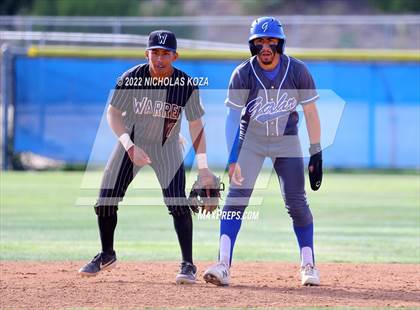 Thumbnail 2 in Warren vs. Gahr photogallery.