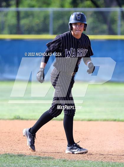 Thumbnail 2 in Warren vs. Gahr photogallery.