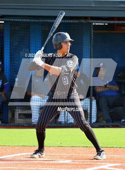 Thumbnail 2 in Warren vs. Gahr photogallery.
