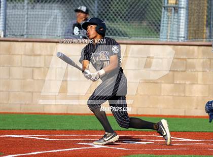 Thumbnail 3 in Warren vs. Gahr photogallery.