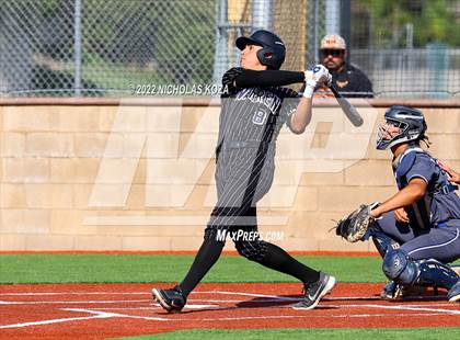 Thumbnail 2 in Warren vs. Gahr photogallery.