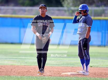 Thumbnail 3 in Warren vs. Gahr photogallery.