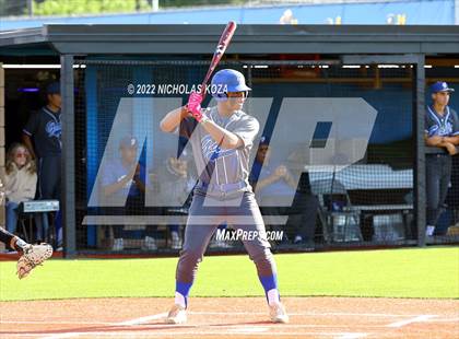 Thumbnail 1 in Warren vs. Gahr photogallery.