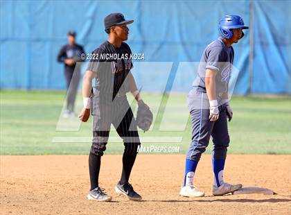 Thumbnail 1 in Warren vs. Gahr photogallery.
