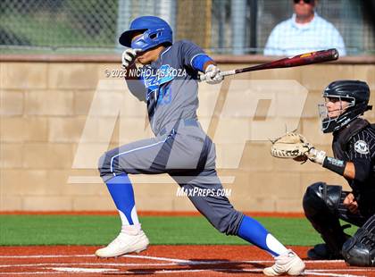 Thumbnail 1 in Warren vs. Gahr photogallery.