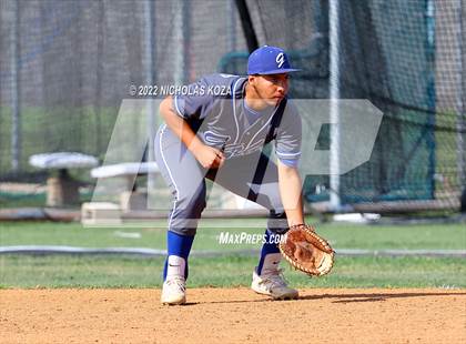 Thumbnail 3 in Warren vs. Gahr photogallery.