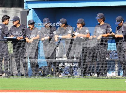 Thumbnail 3 in Warren vs. Gahr photogallery.