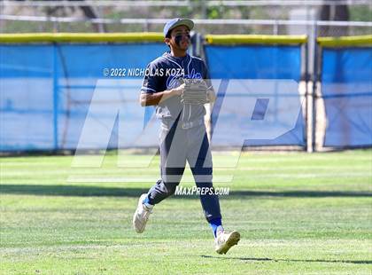 Thumbnail 1 in Warren vs. Gahr photogallery.