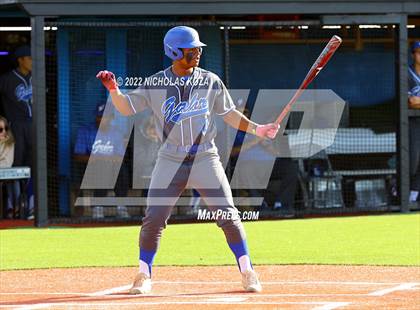 Thumbnail 3 in Warren vs. Gahr photogallery.