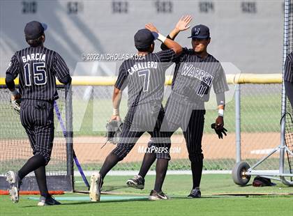 Thumbnail 1 in Warren vs. Gahr photogallery.