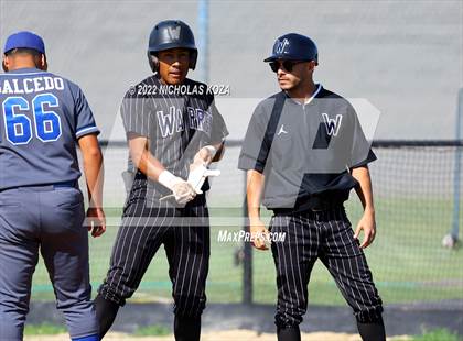 Thumbnail 2 in Warren vs. Gahr photogallery.