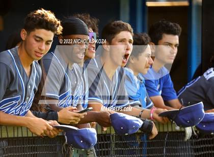 Thumbnail 2 in Warren vs. Gahr photogallery.