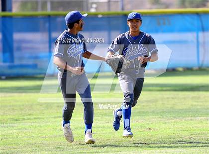 Thumbnail 3 in Warren vs. Gahr photogallery.