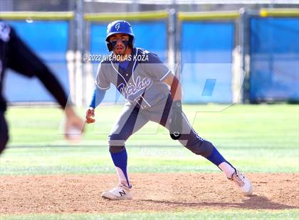 Thumbnail 3 in Warren vs. Gahr photogallery.