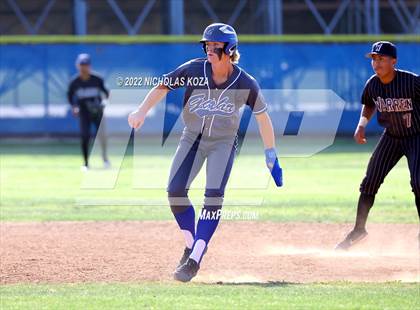 Thumbnail 1 in Warren vs. Gahr photogallery.